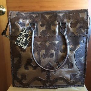 Leaders in Leather shoulder bag